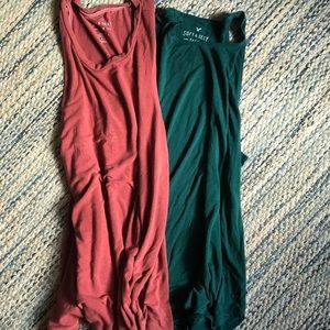 Soft and Sexy AEO Razorback tanks x2! Size small